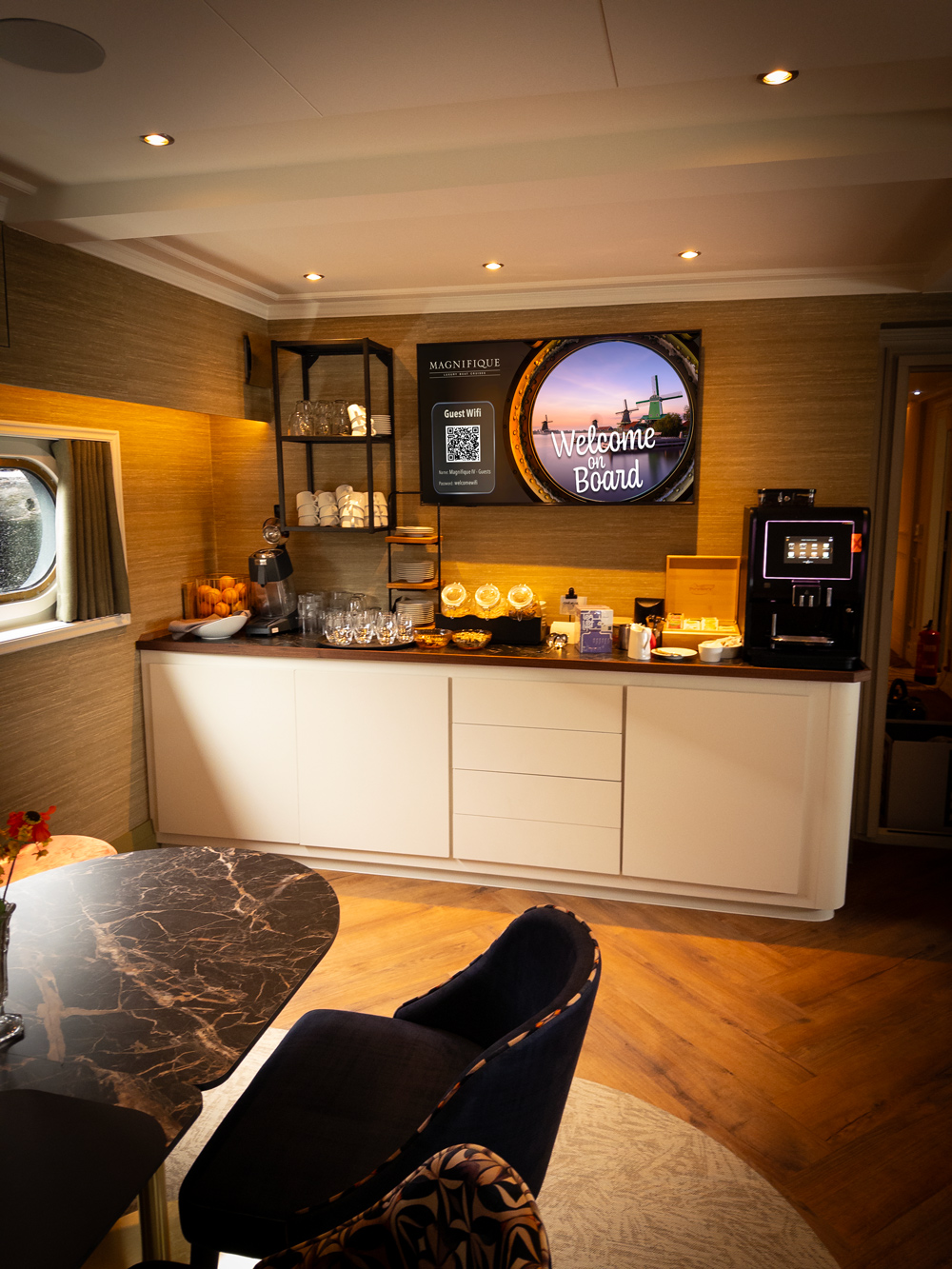 LG Hospitality TV en Pro:Centric Cloud voor Magnifique X projectbeeld